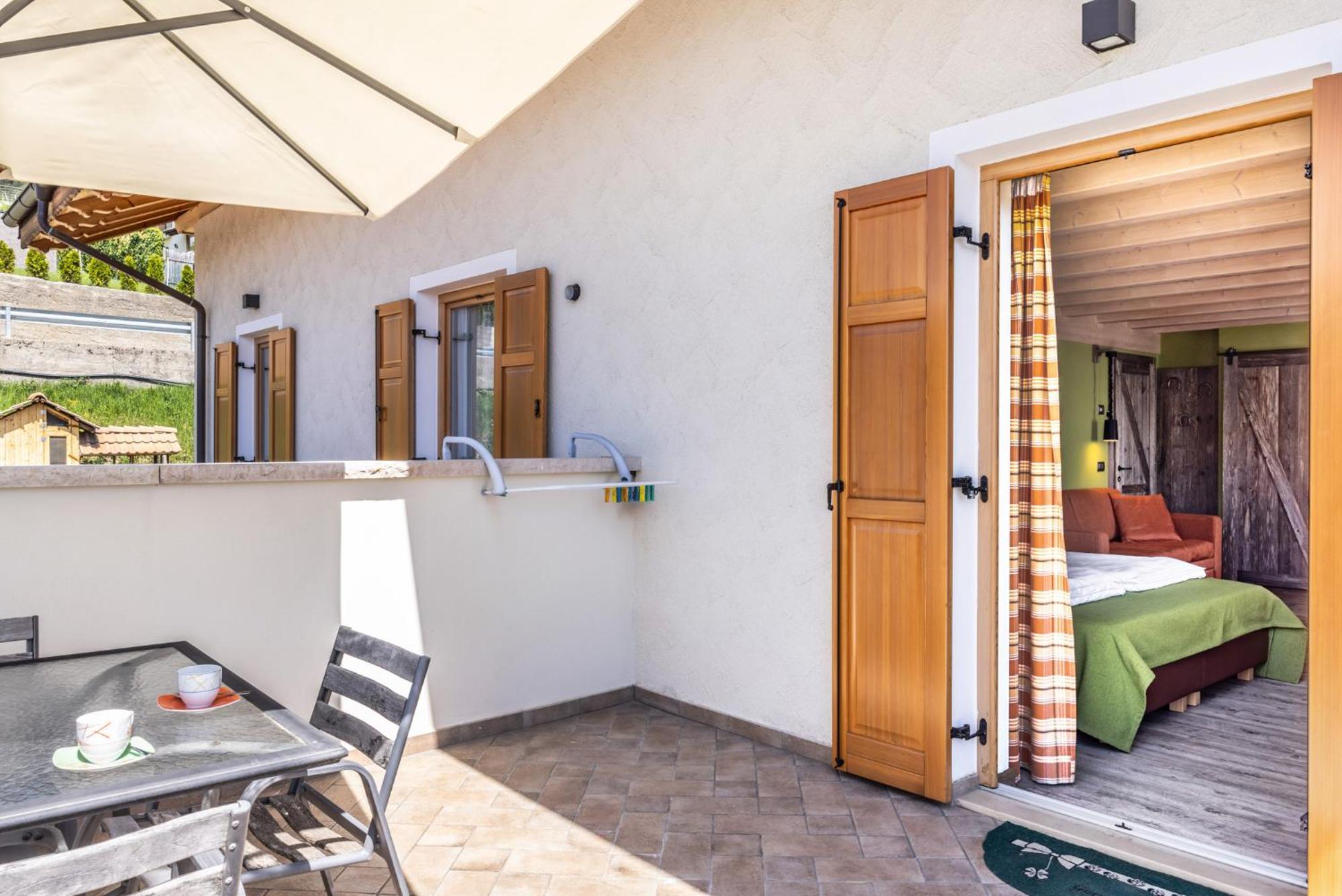Romallo Horse House Bed & Breakfast エクステリア 写真