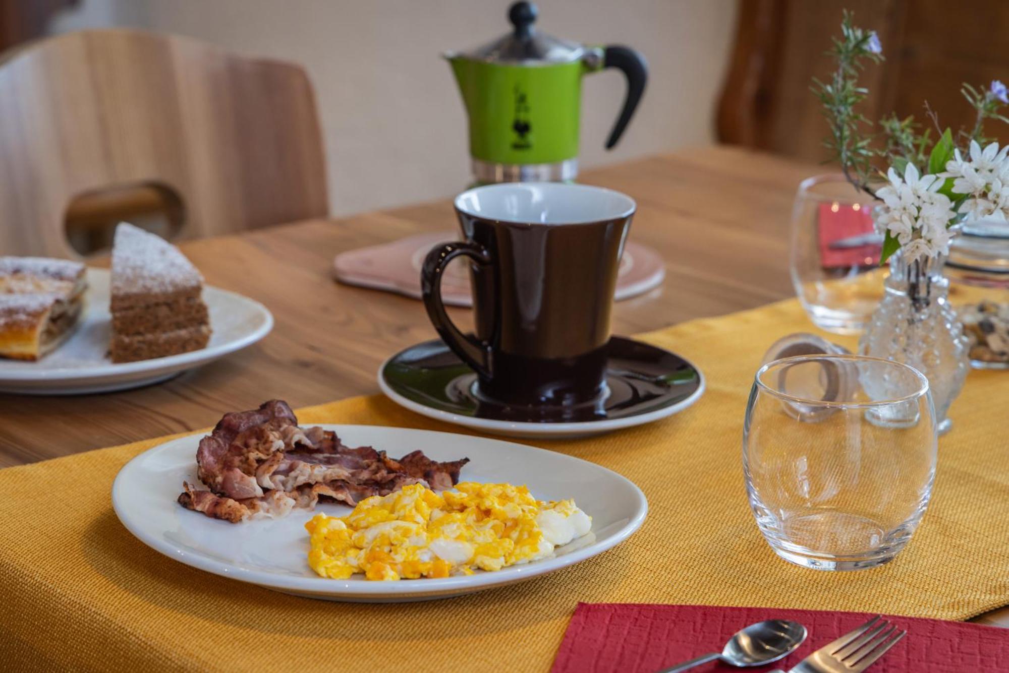 Romallo Horse House Bed & Breakfast エクステリア 写真