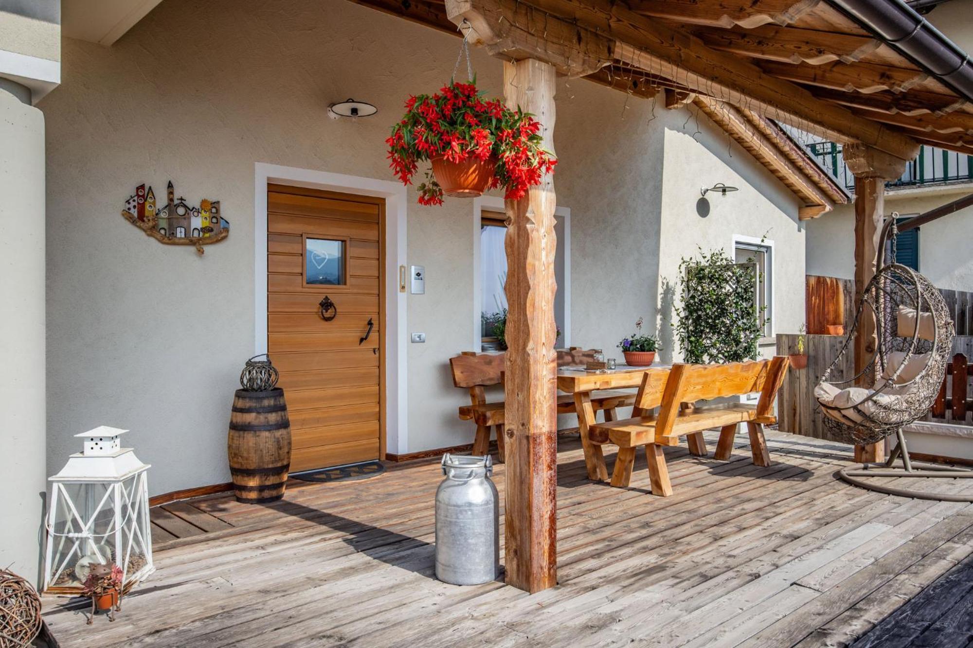 Romallo Horse House Bed & Breakfast エクステリア 写真