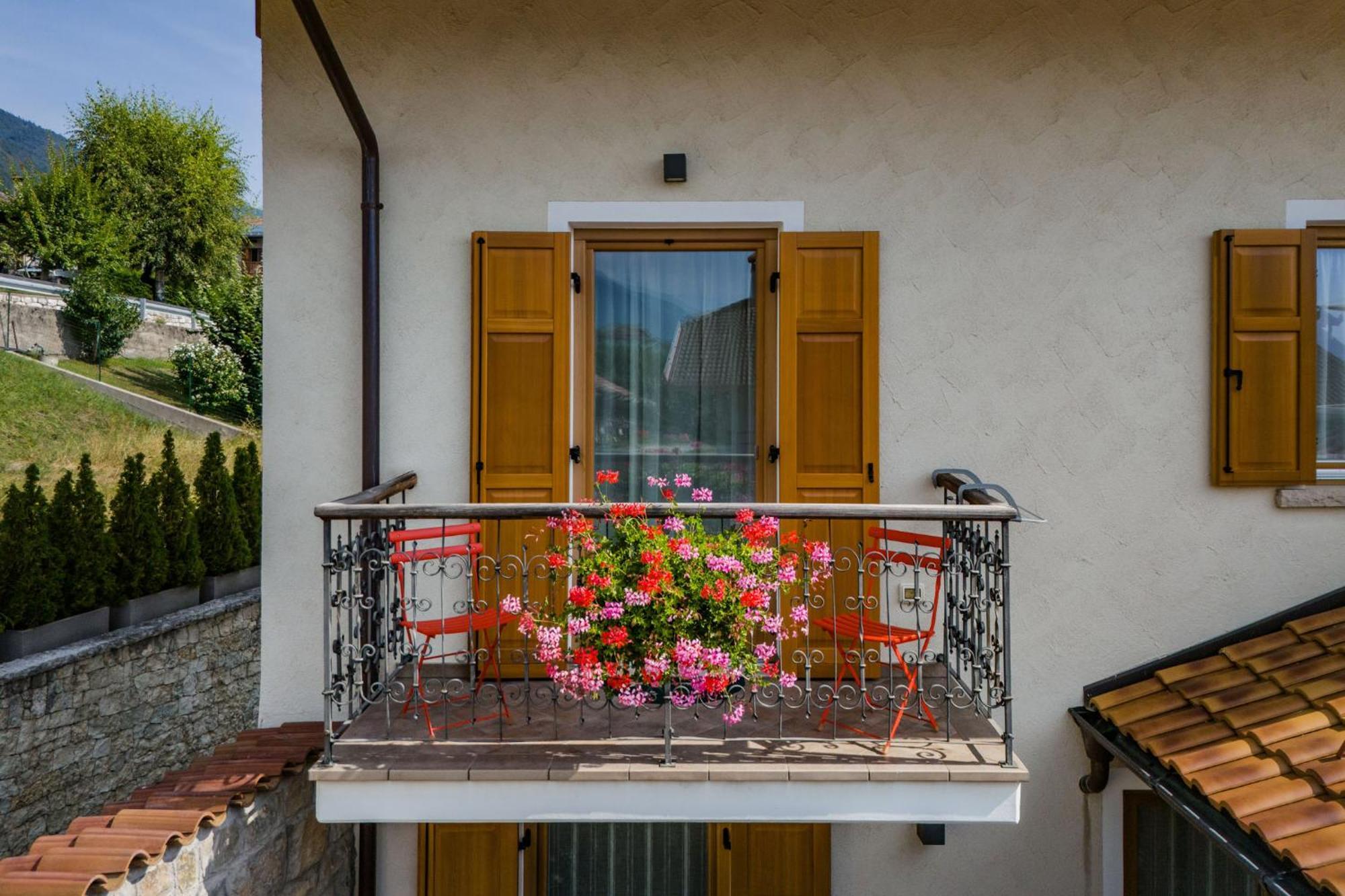 Romallo Horse House Bed & Breakfast エクステリア 写真